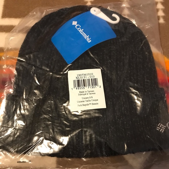 Columbia Park Rapids Knit Beanie Hat - Picture 2 of 2